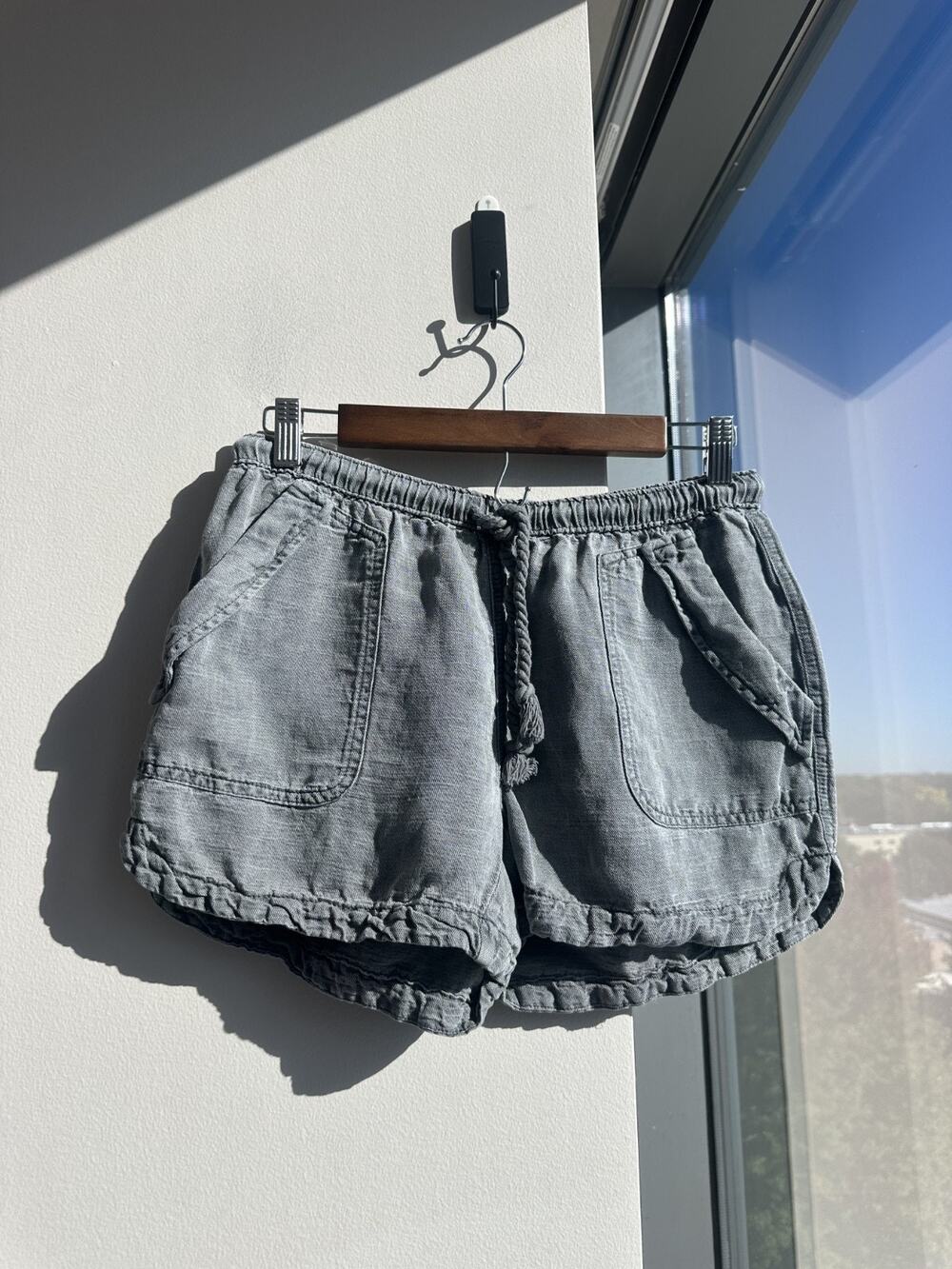 C&C California Linen Blend Drawstring Shorts Charcoal Gray Sz S
